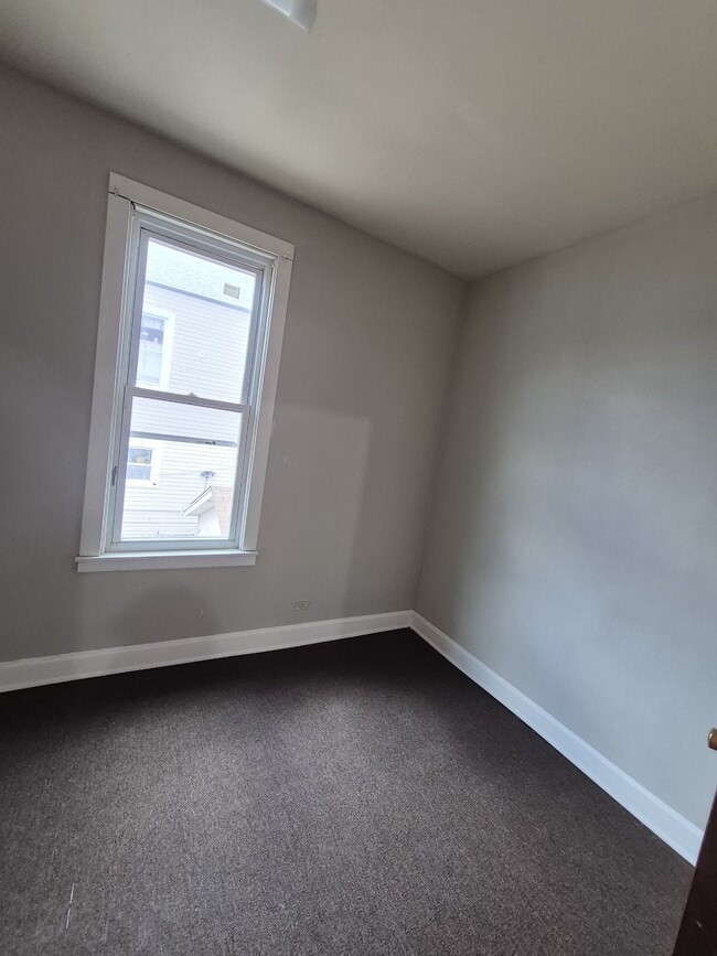 Photo - 4616 S Rockwell St