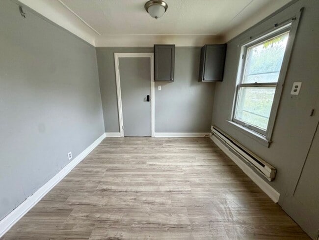 Photo - 9516 Wayburn St Unidad 9516 Wayburn - Lower