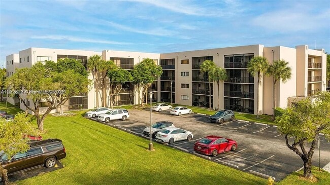 Photo - 8420 SW 133rd Avenue Rd Unit 307