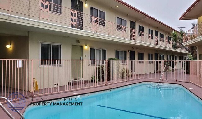 Photo - 8910 Sepulveda Eastway