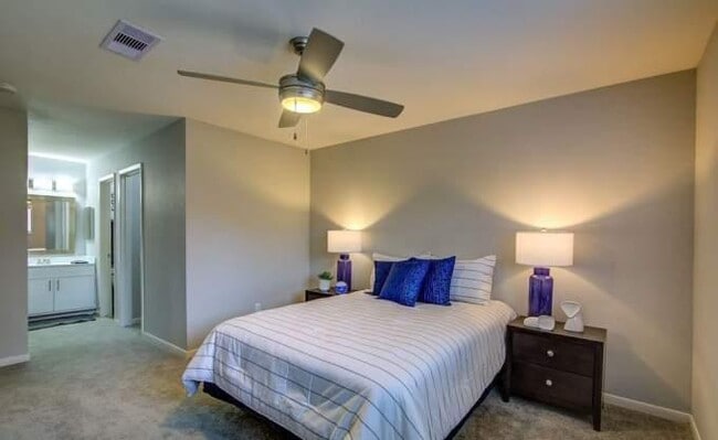 Photo - 2 bedroom in Webster TX 77598 Unit 2047