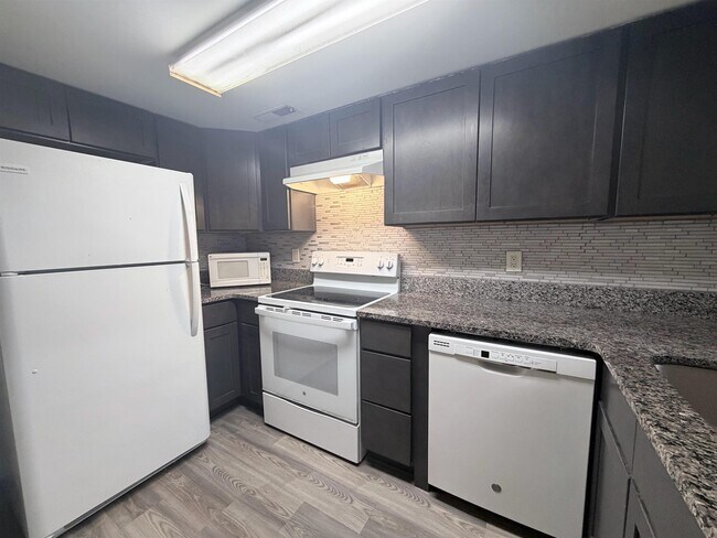 Photo - 1100 Possum Trot Rd