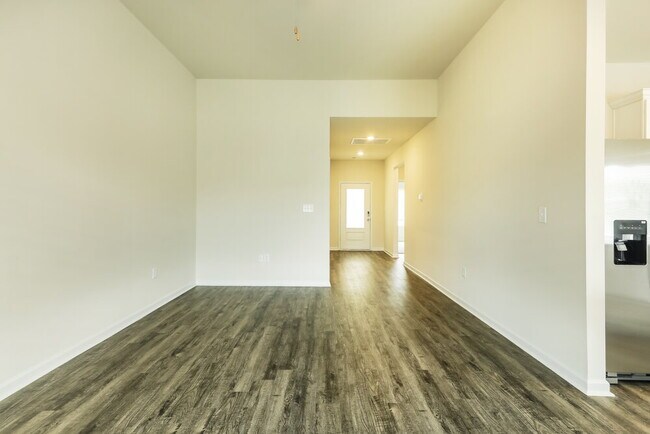 Photo - 4574 Morgan Dr