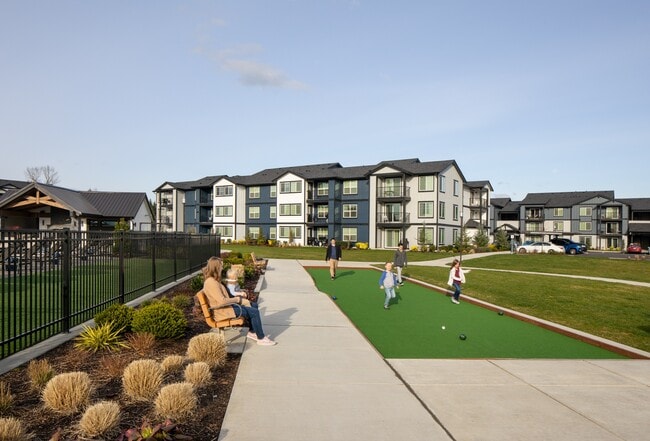 Glacier Run Apartments
