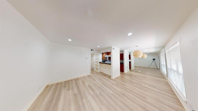 Photo - 500 E Riverside Dr Unidad 132