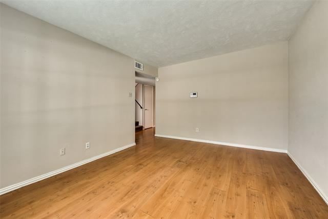 Photo - 403 Arborview Dr