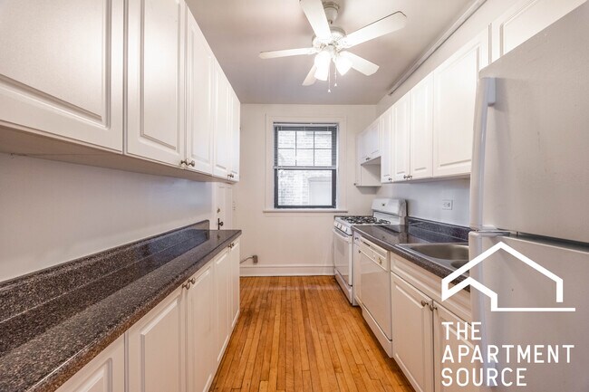 Photo - 925 Forest Ave Unit 1E