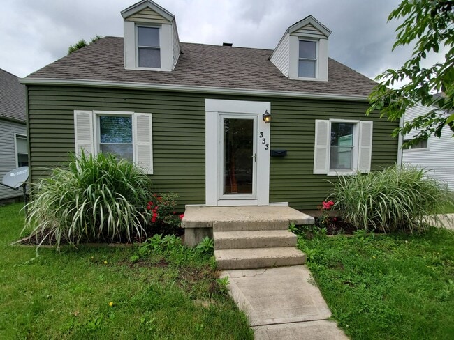 Photo - 4 Bedroom 1 Bath Home