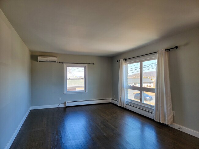 Photo - 106 E End Ave