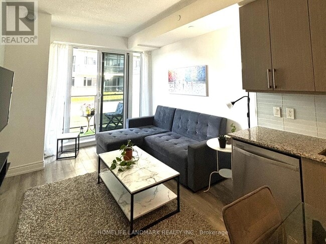Photo - 9608 Yonge St Unit 303