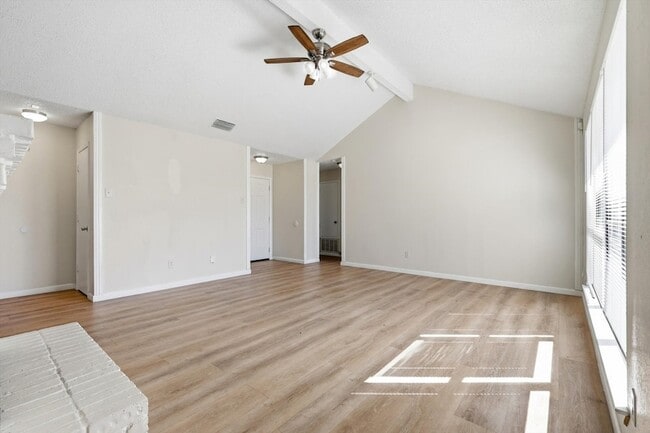 Photo - 1234 Roan Dr