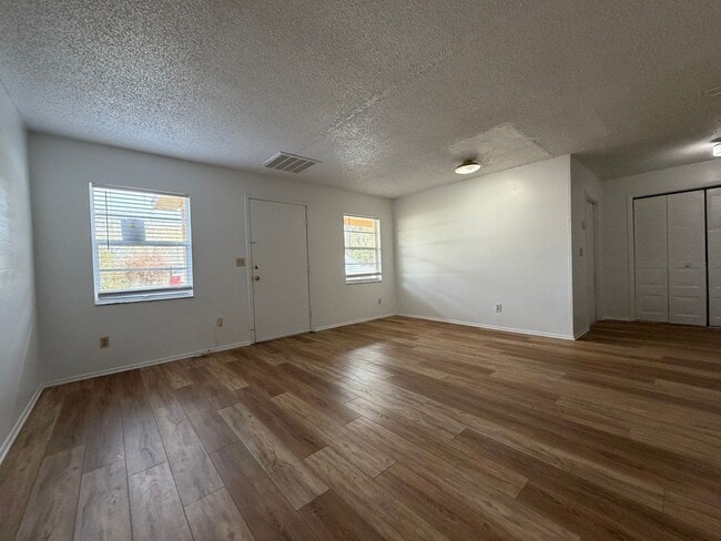 Photo - 2 bed/ 1 bath in Plant City