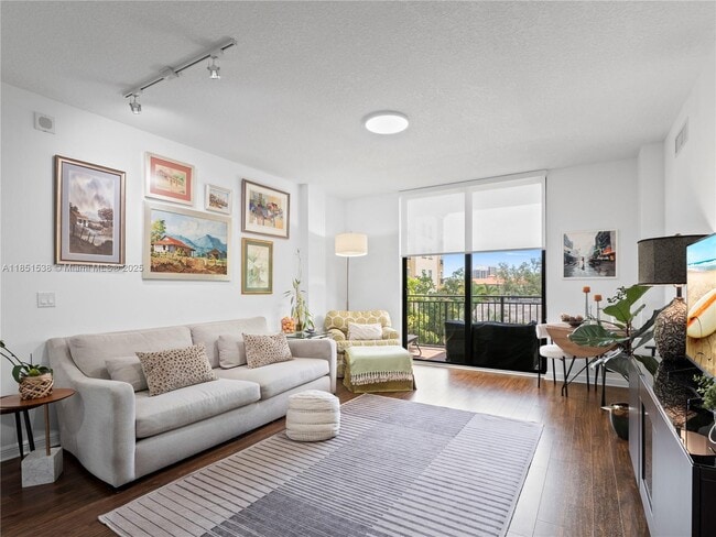 Photo - 888 Douglas Rd Unit 302