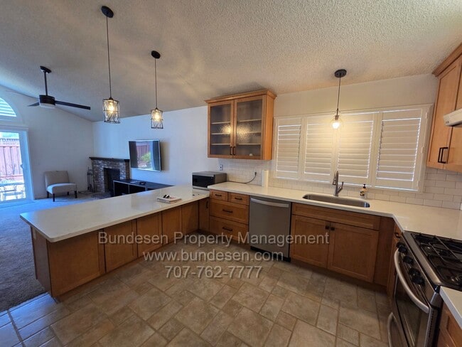 Photo - 1388 Miramonte Pl