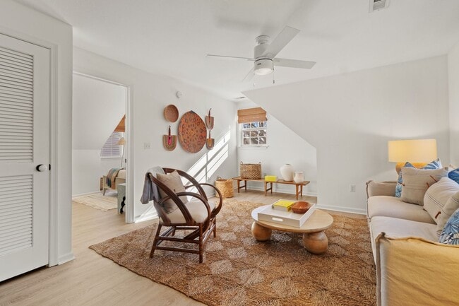 Photo - 1312 Cypress Ave