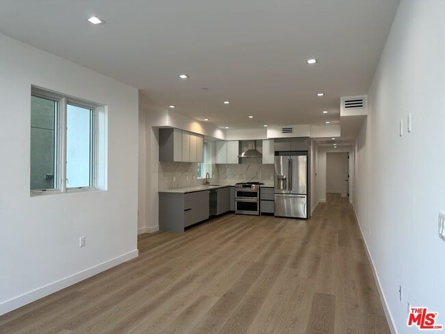 Photo - 9842 Vidor Dr Unit 102