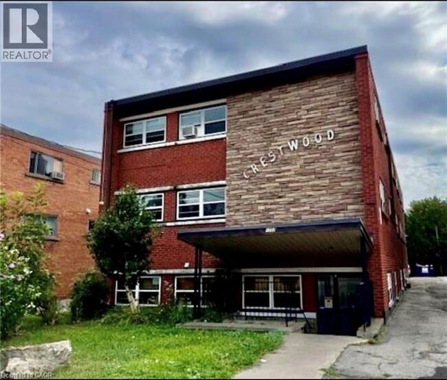 Photo - 1250 Fennell Ave E Unit 5