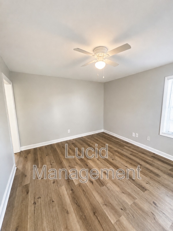 3665 Parthenia Ave