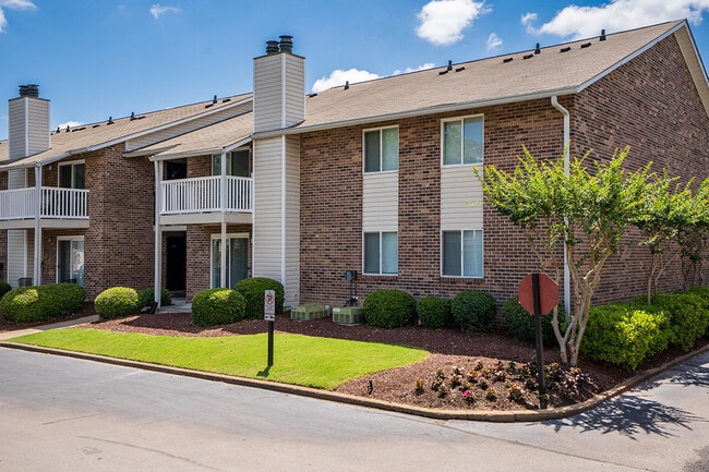 Villas at Oak Crest