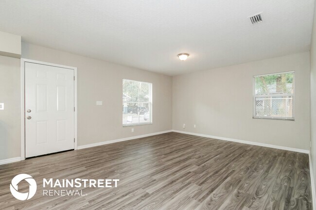 Photo - 913 E Ida St