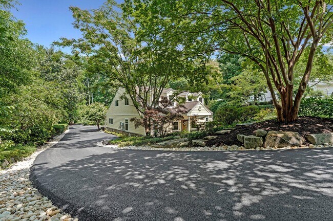 Photo - 7712 Dolly Dr