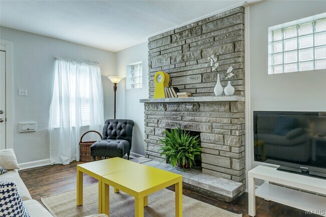 Photo - 1437 Collins Ave