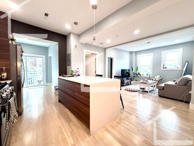 Building Photo - BEAUTIFUL BRAND NEW 4 BED 2 BATH IN BROOKL... Rental