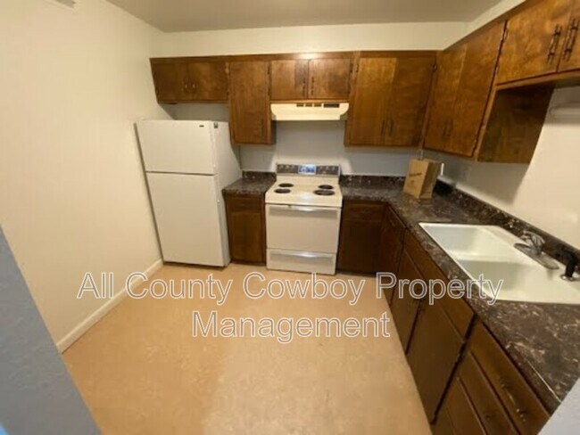 Photo - 267 N 8th St Unit Apt 2