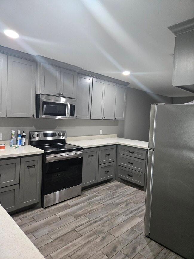 Kitchen - 1413 Glasscock Ave Unit A