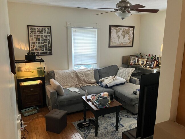 Photo - 192 Pleasant St Unit 2