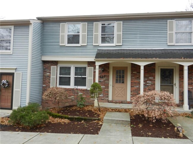 Photo - 253 Quail Run Rd Townhome