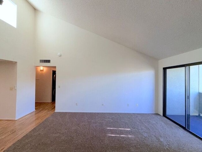 Photo - Rollin' on the River - Top Story Riverfront Condo