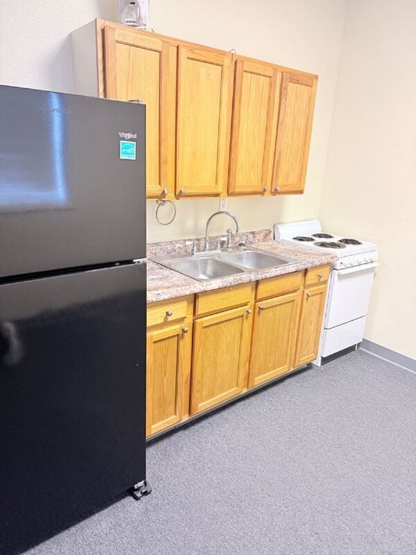 Photo - 100 E Broadway St Unit Loft 4