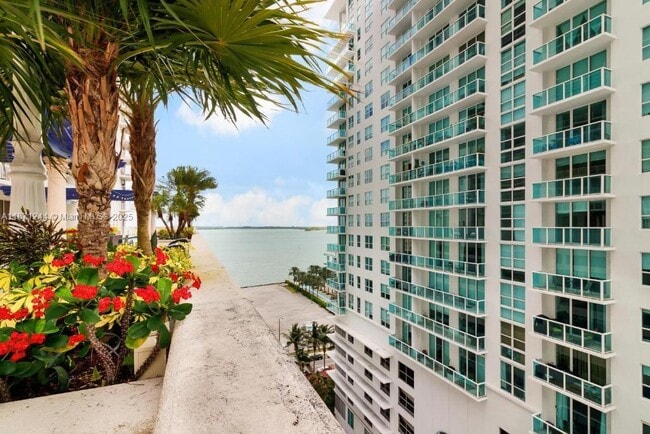 Building Photo - 1155 Brickell Bay Dr Unit 1205 Rental