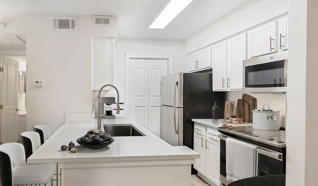 Photo - Summers Crossing Apartments