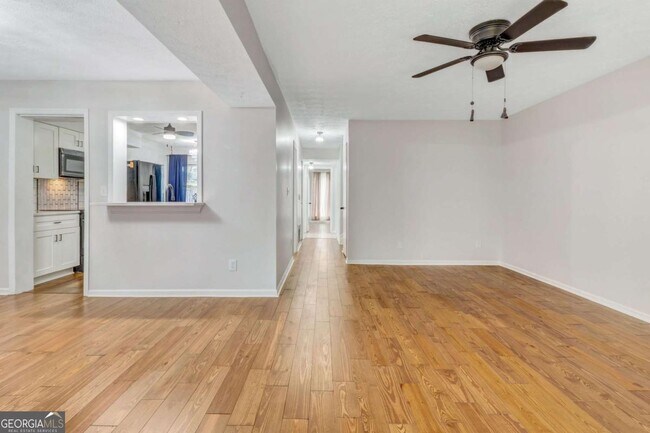 Photo - 1065 Mariners Dr