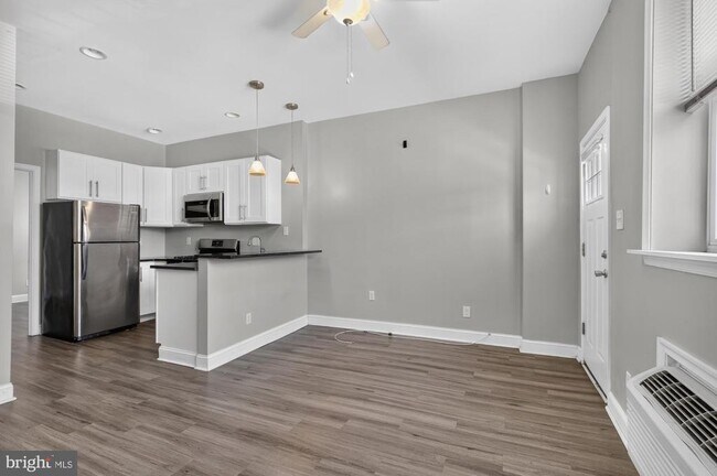 Photo - 3127 Cedar St Unit 1F
