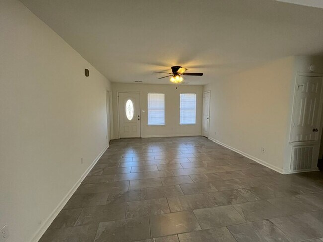 1030 Simpson Cove