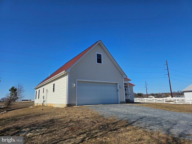 Building Photo - 20937 Johnson Rd