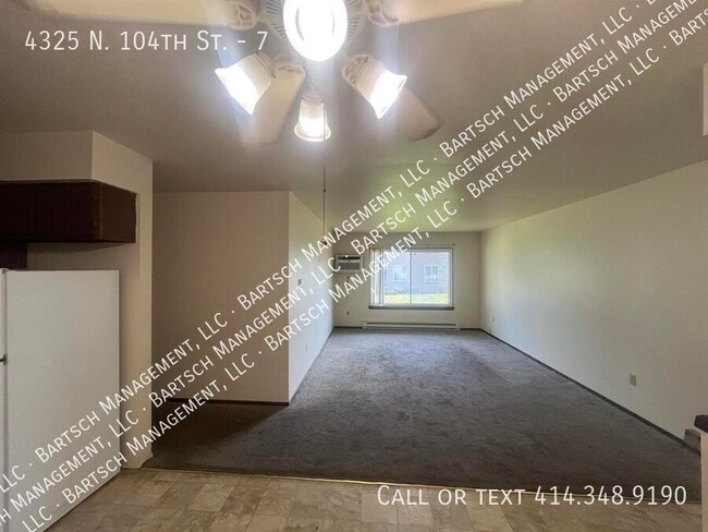 Building Photo - 4325 N 104th St Unit 7 Rental