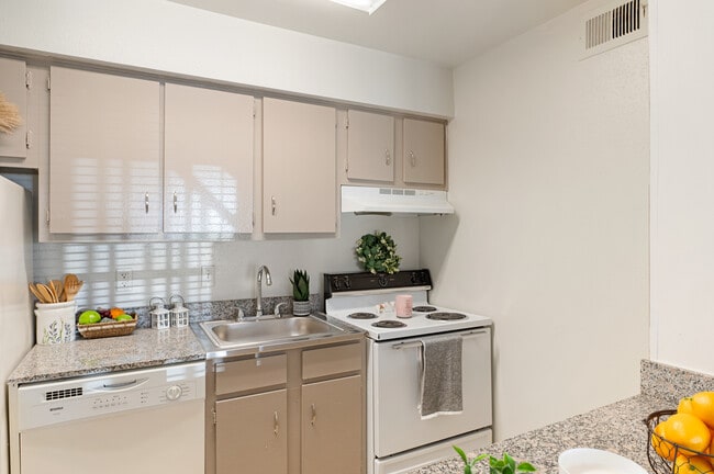 Santa Fe Trails Apartments
