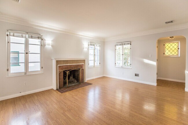 Photo - 2230 Midvale Ave