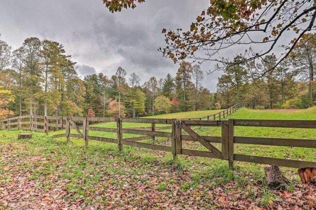 23 Blackjack Rd