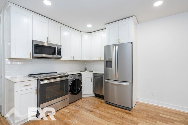 Photo - 354A Quincy St Unit 1