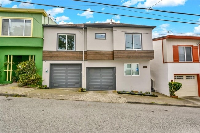 Building Photo - 220 Glenview Dr Rental