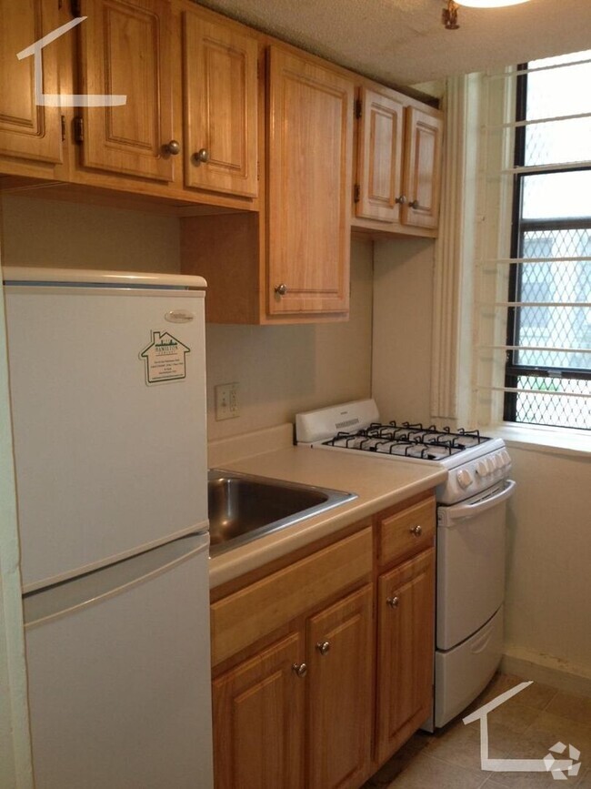 Building Photo - Allston Studio Available now - No broker fee Rental