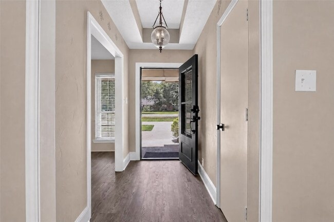 Photo - 1400 Emerald Cir