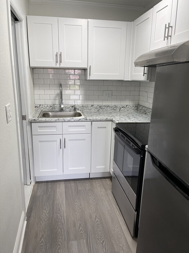 Playa Blanca Apartments Milton, FL