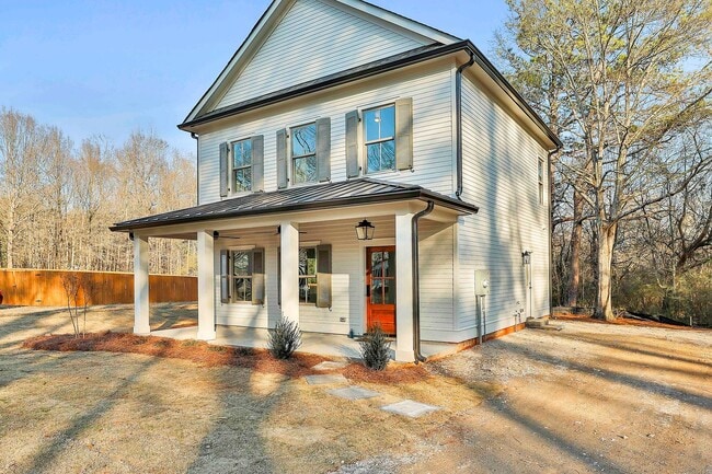 Photo - New Construction Rental WALKABLE to Downtown Senoia!