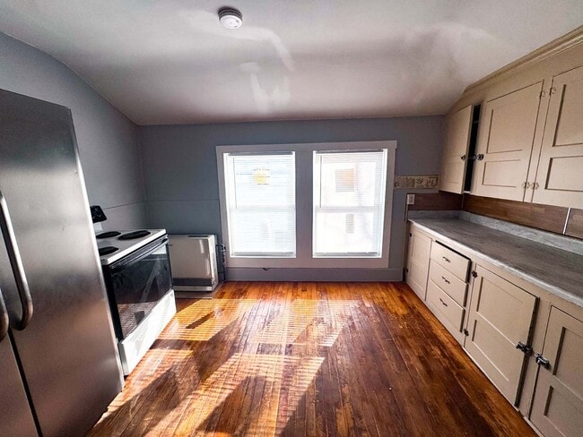 Photo - FSC LLC Unit 25A S. Main St